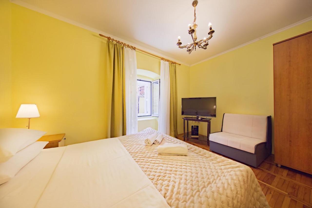 Apartments Niko Skradin Esterno foto