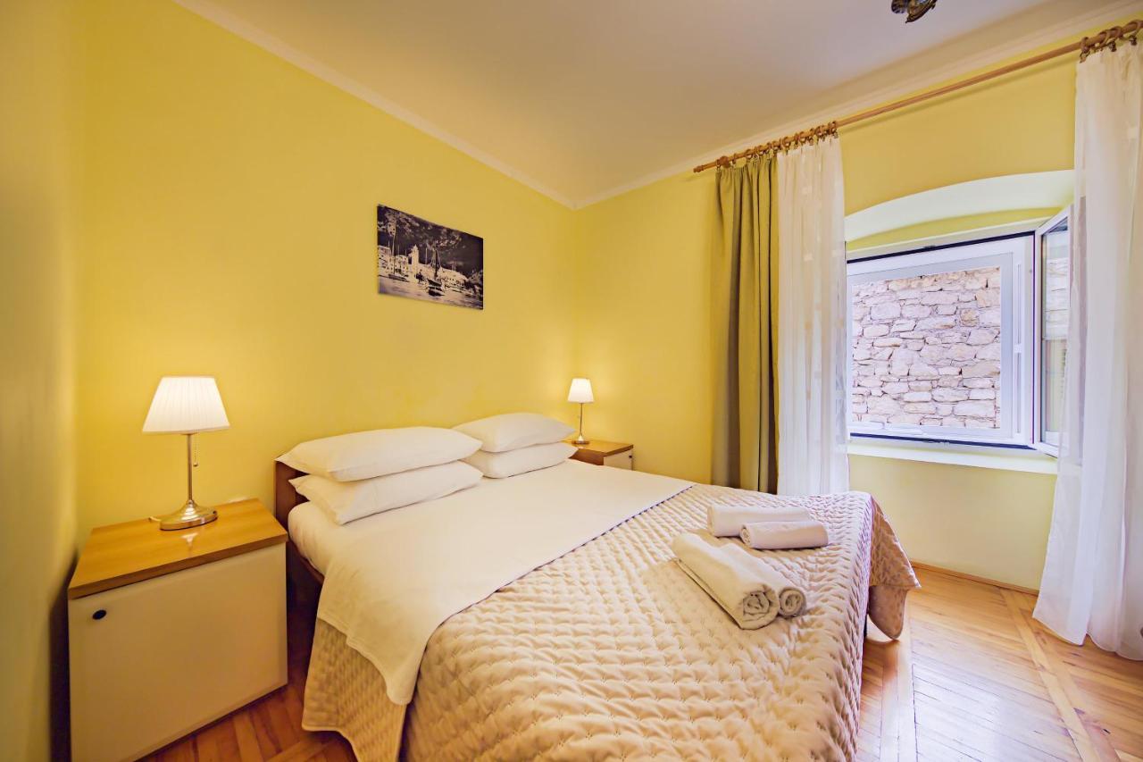 Apartments Niko Skradin Esterno foto